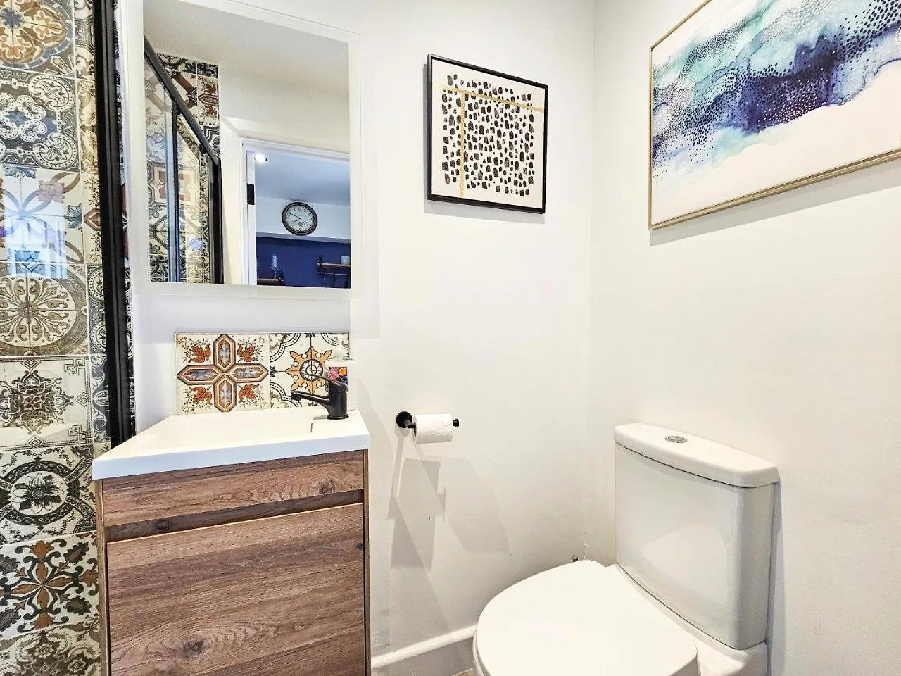 Cobblestone Studio By Fortuna Property Cheltenham 0*,